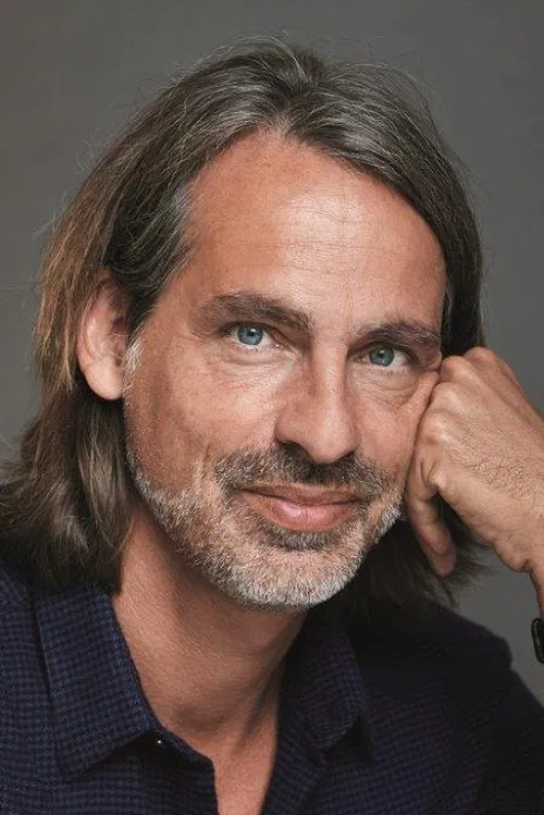 Richard David Precht profile