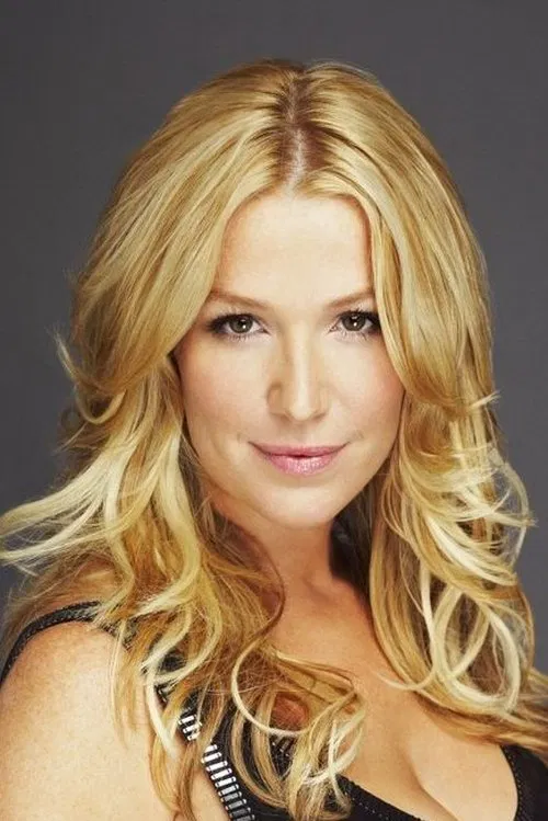 Poppy Montgomery profile