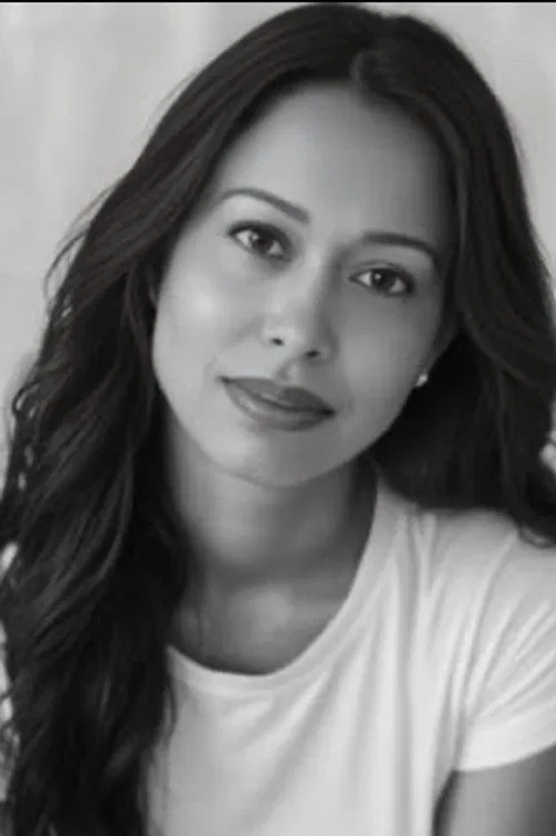 Flavia Fazenda profile