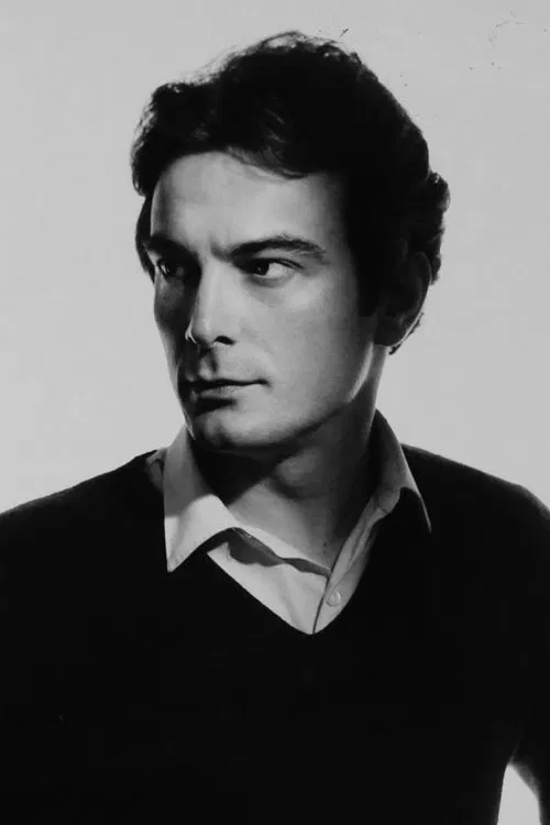 Alfredo Alcón profile