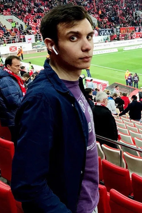 Yuri Nikolaichuk profile