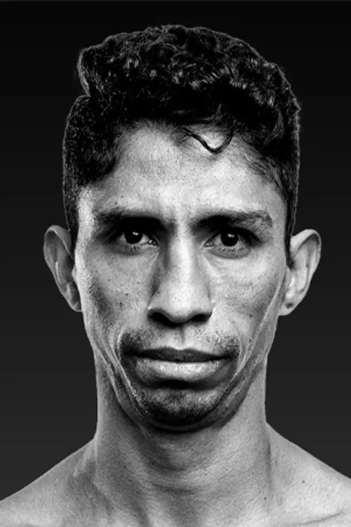 Rey Vargas profile