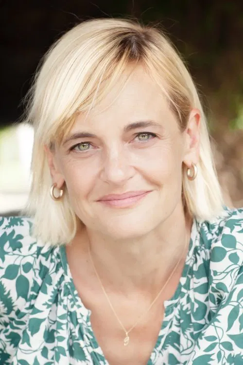 Jacqueline Heinze profile