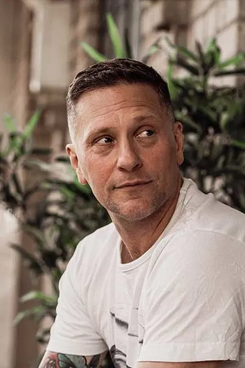 Magnus Betnér profile