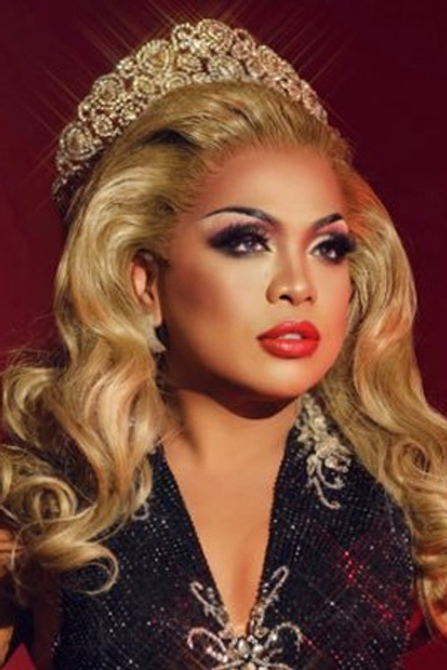 DeeDee Marié Holliday profile