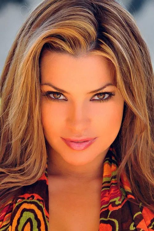 Monica Leigh profile