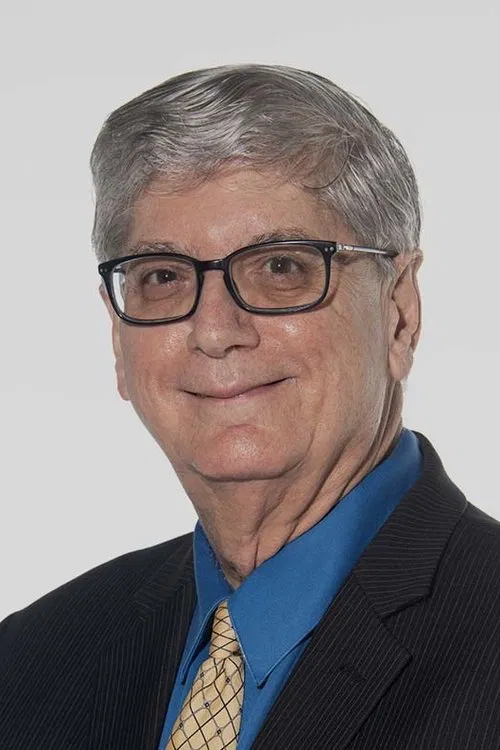 Luis Molina Casanova profile