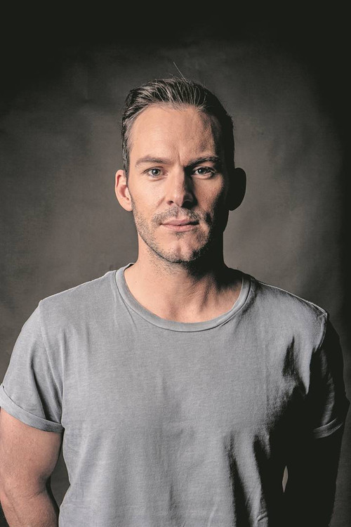 Reynardt Hugo profile