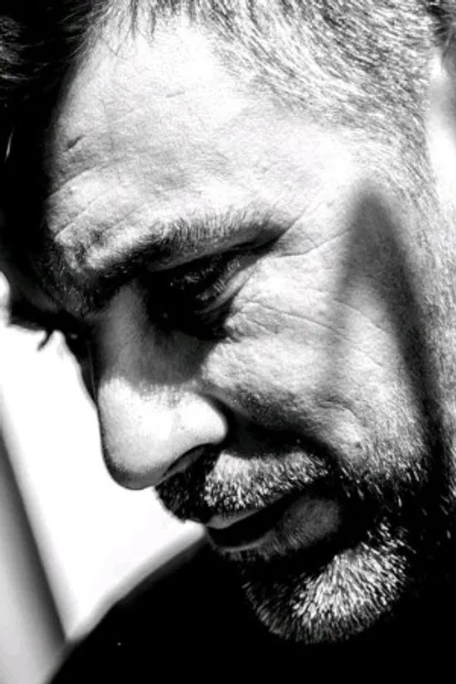 Néstor F. Dennis profile