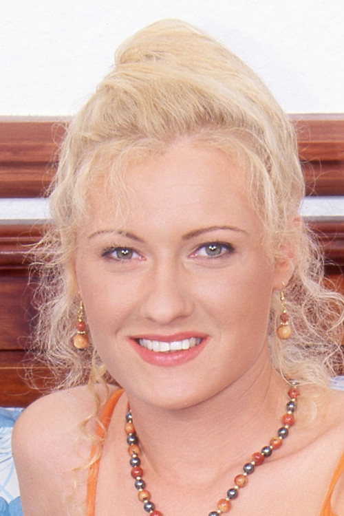 Christine Levynay profile