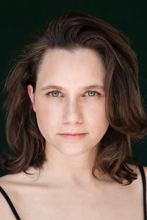 Carolina Salles profile