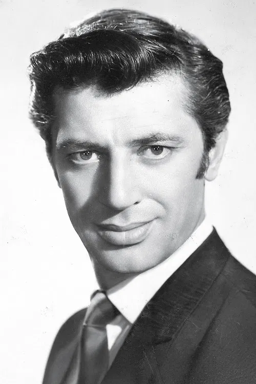 Vala Önengüt profile