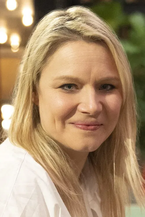 Georgia Hardinge profile