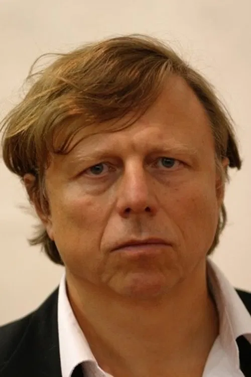 Hans Peter Cloos profile