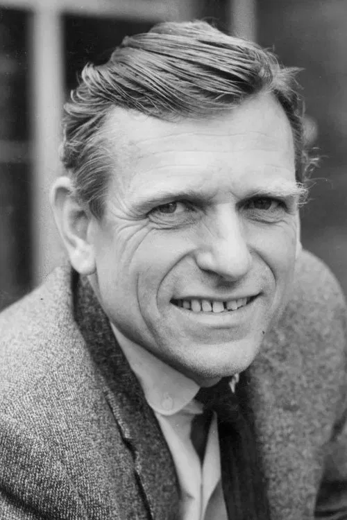 Leonard Teale profile