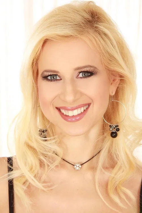 Anastasia Devine profile