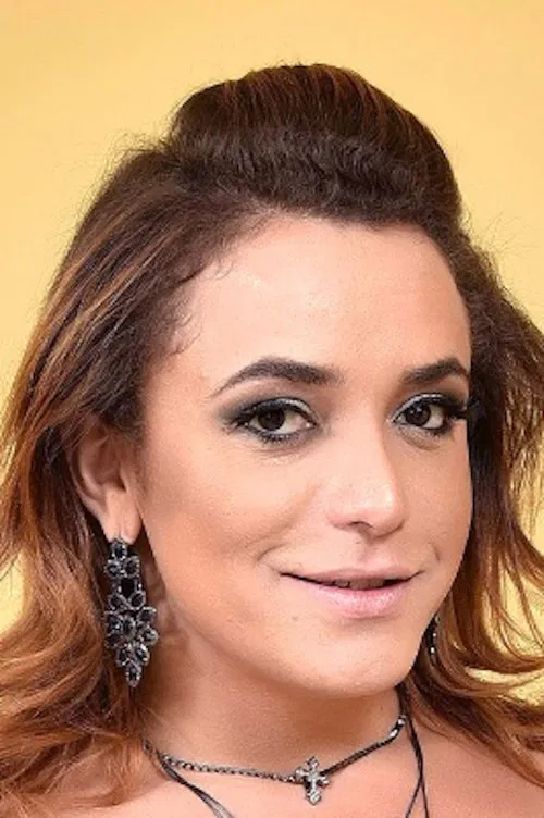 Yasmin DeCastro profile