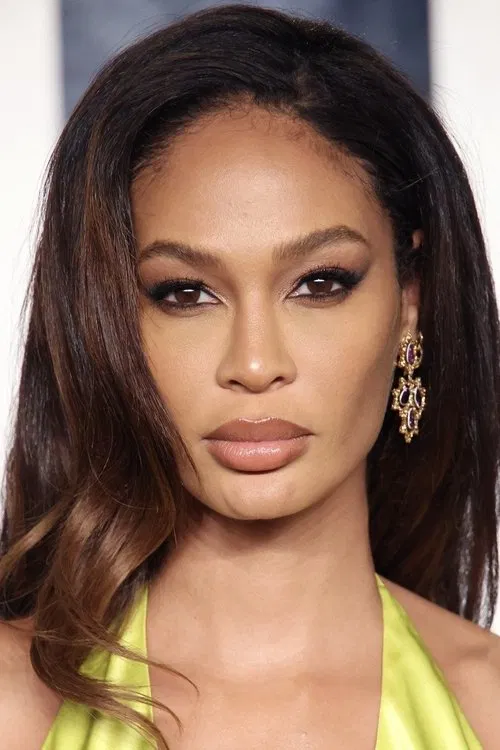 Joan Smalls profile