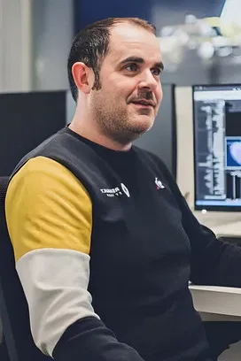 Dominic Hale profile