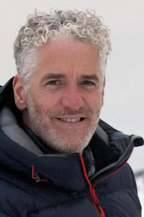Gordon Buchanan profile