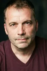 Nicholas Tennant profile