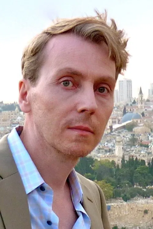 Jonathan Tindle profile