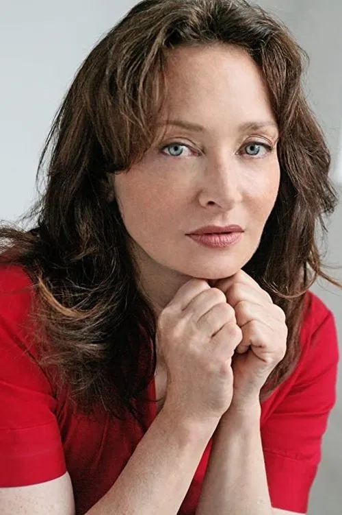 Catherine Lloyd Burns profile