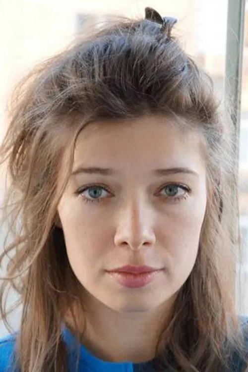 Alexandra Pirici profile