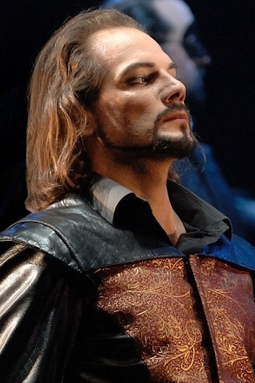 Vicenç Esteve profile