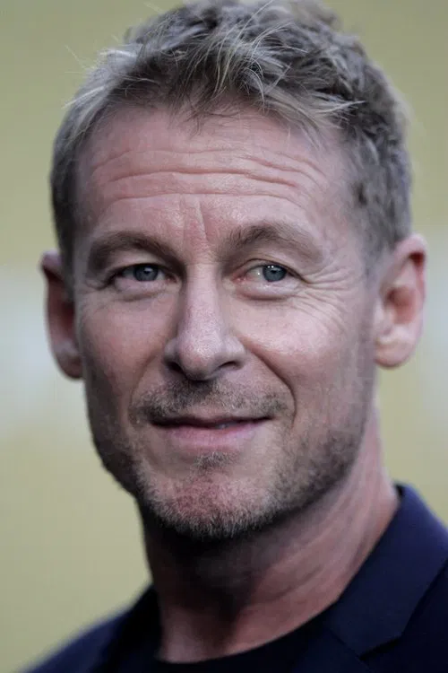 Richard Roxburgh profile
