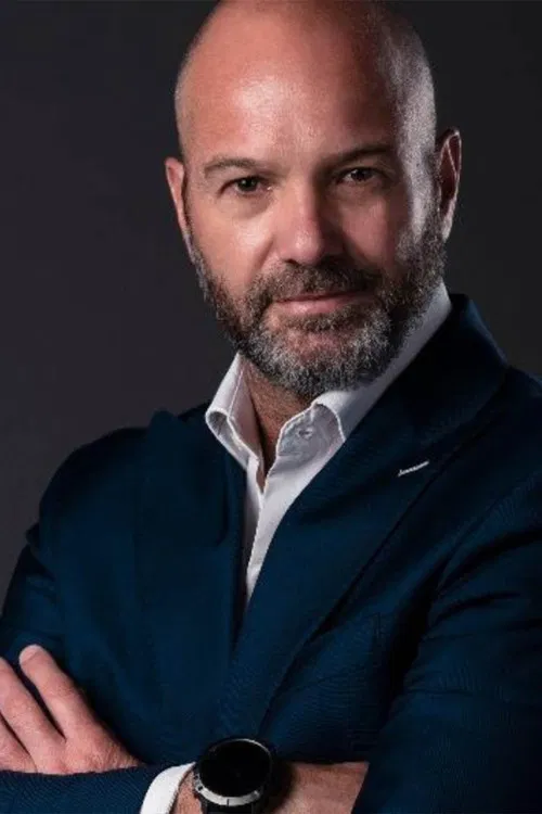 Luis García profile