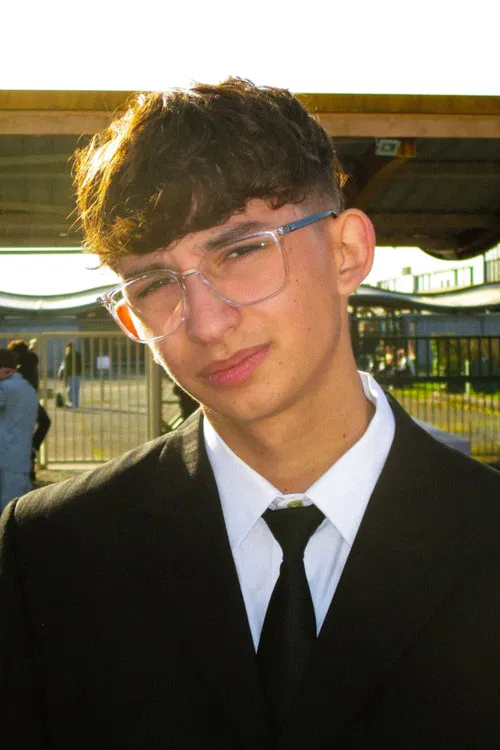 Elijah Vigneau profile