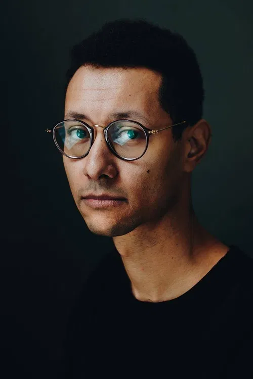 Jim Ashilevi profile