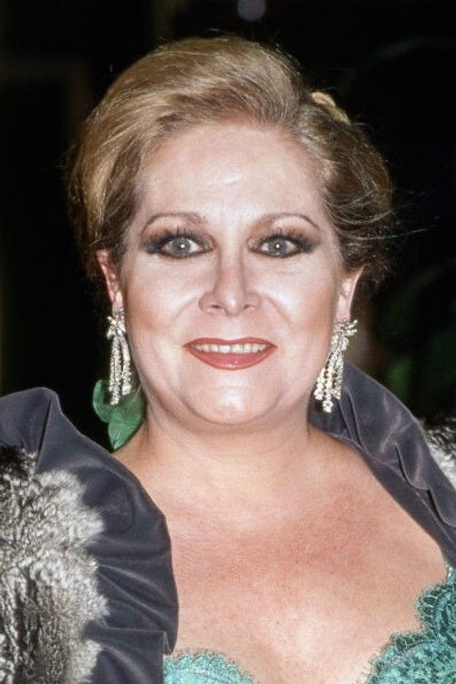 Concha Márquez Piquer profile