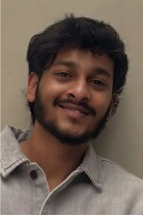 Lk Akshay Kumar profile