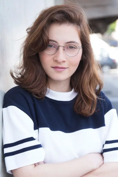 Tess Hashiloni profile