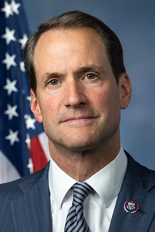Jim Himes profile
