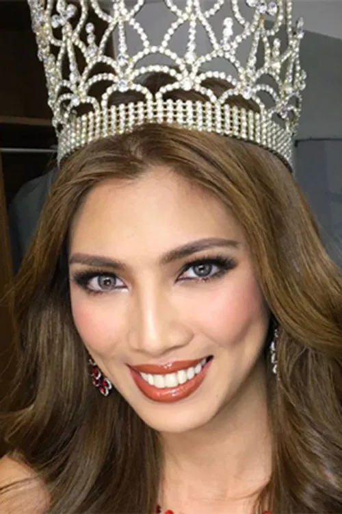 Nicole Cordoves profile