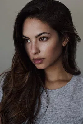Christen Harper profile