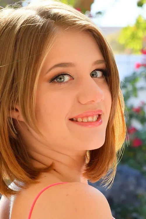 Dakota Burns profile