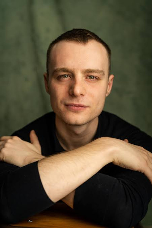 Luke Thallon profile