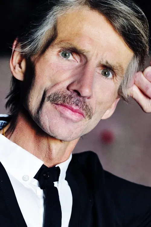 Tobias Langhoff profile