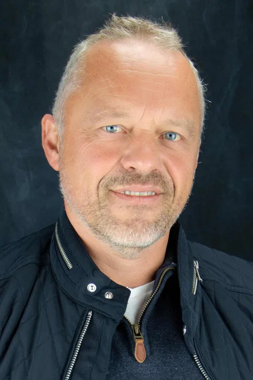 Emmanuel Paul profile