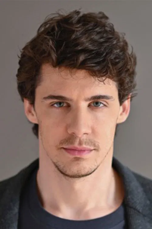 Vučić Perović profile