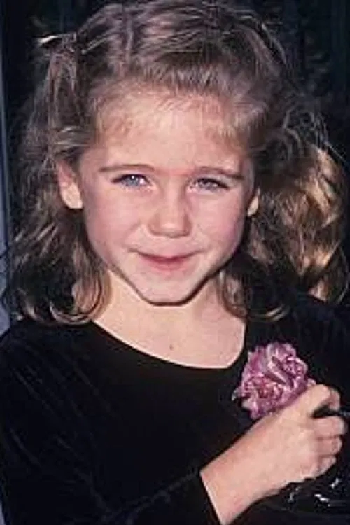 Kelsey Lowenthal profile