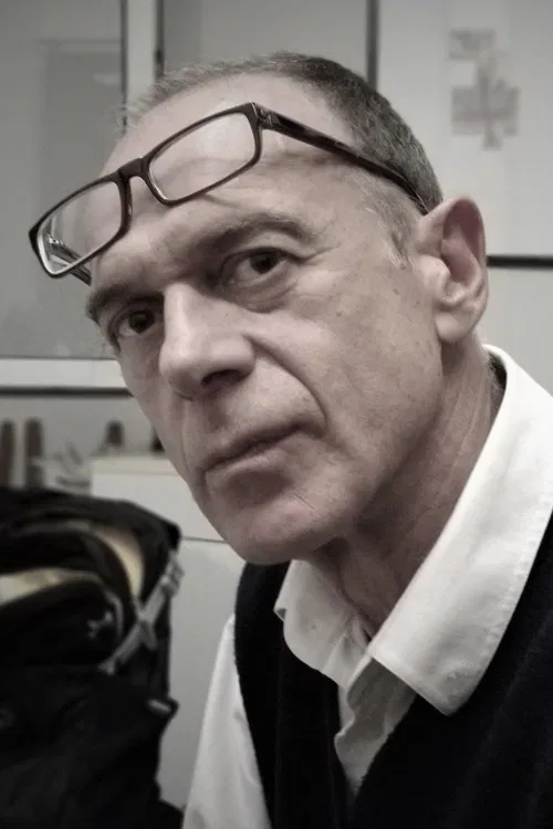 Dimitris Yatzouzakis profile