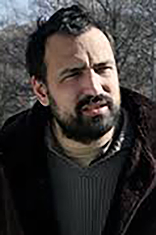 Pedro Flores profile