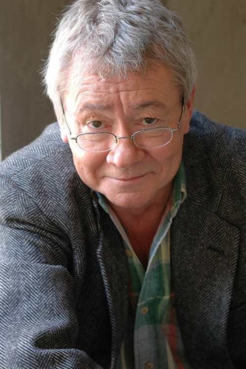 Michael Ray Davis profile