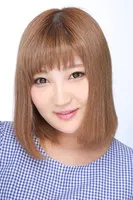 Hitomi Komatani profile