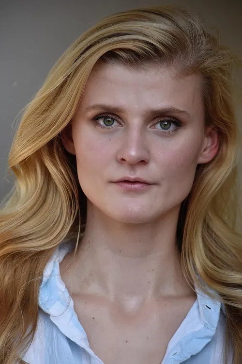 Ellie Duebner profile